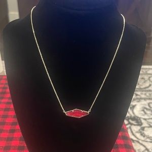 Necklace in Burgundy Illusion Red berry Gold plated